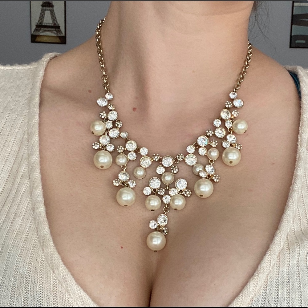 Statement necklace